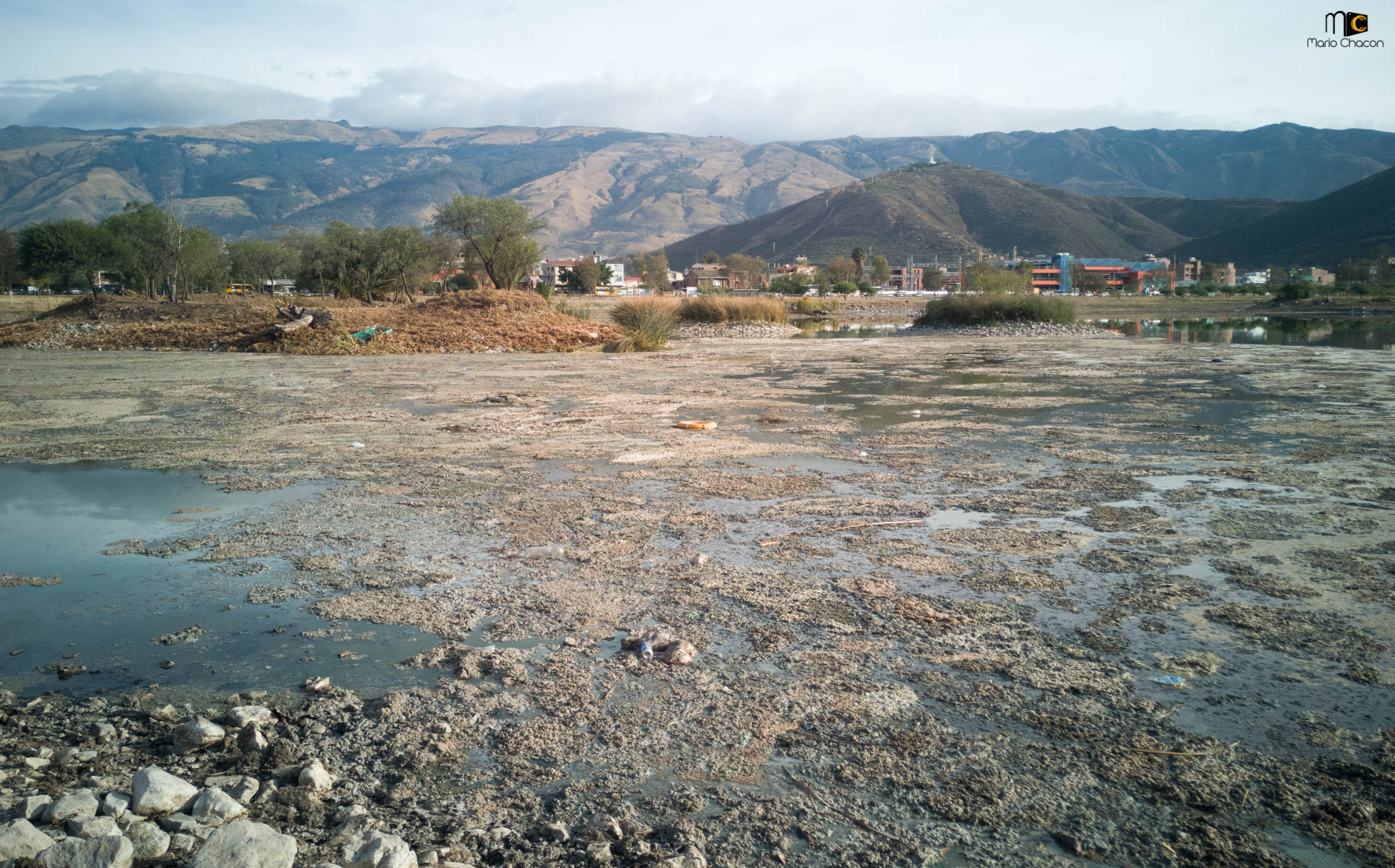 Contaminación en la Laguna Lalay de Cochabamba